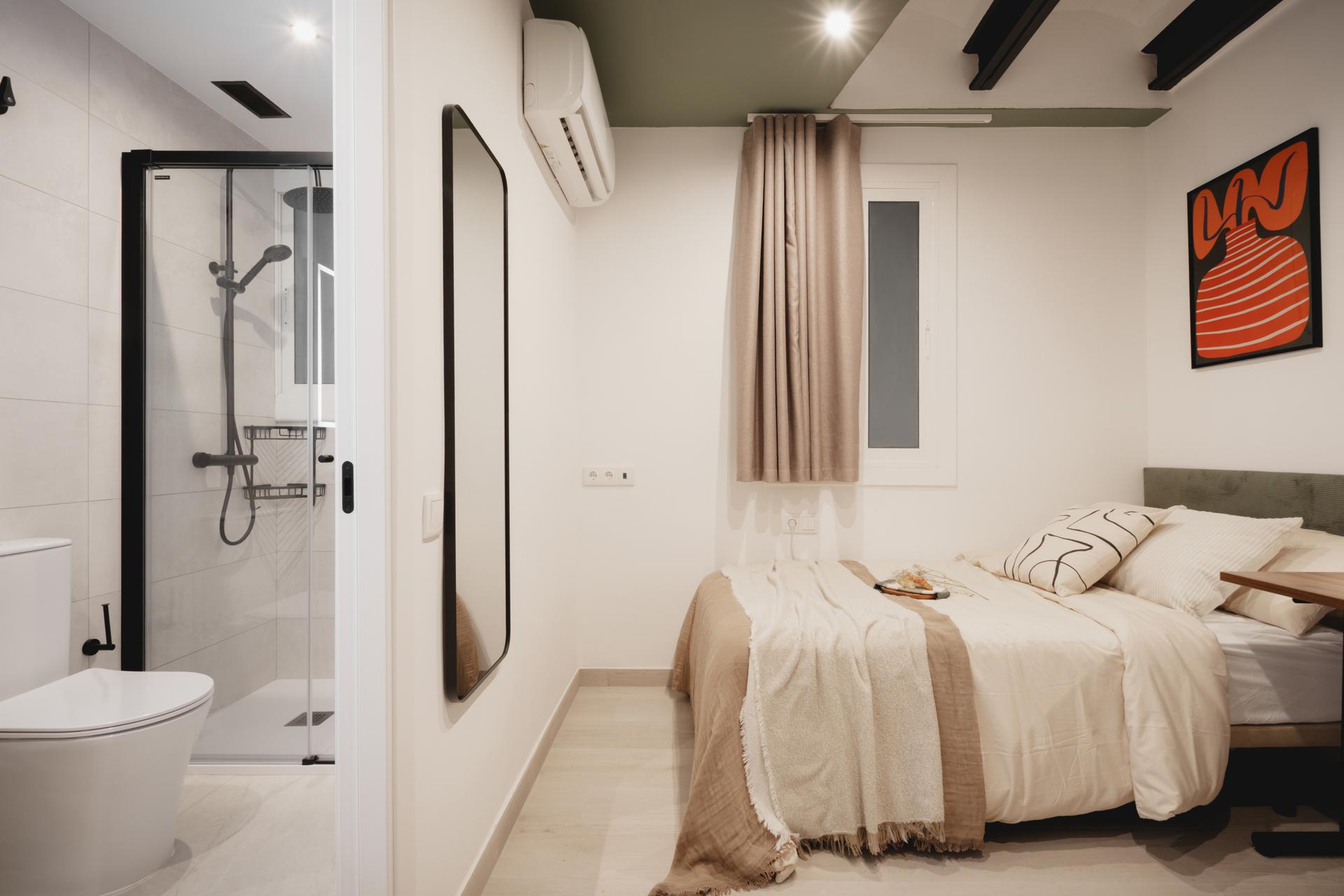 CBENI28 - H2 Private Bathroom