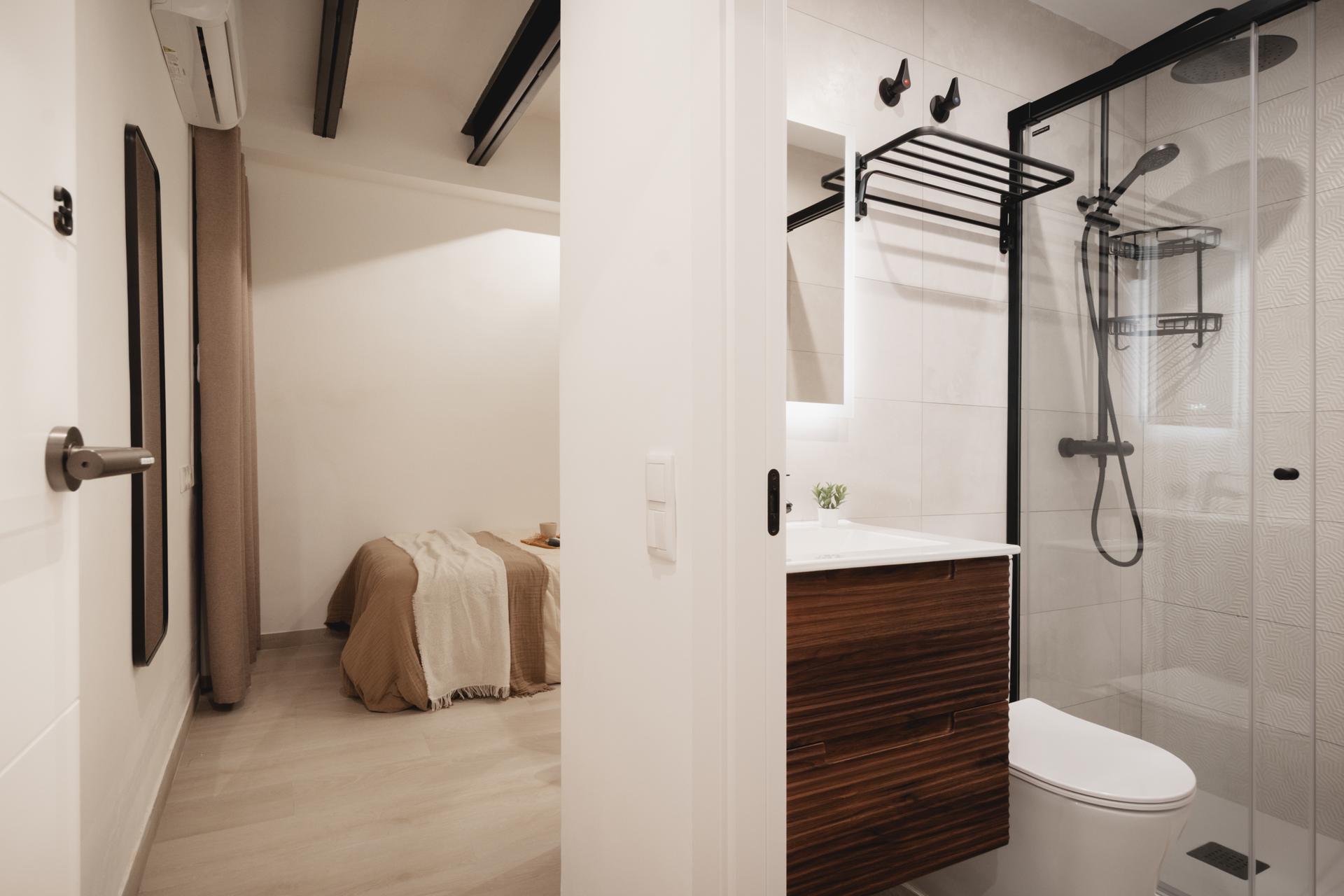 CBENI28 - H3 Private Bathroom