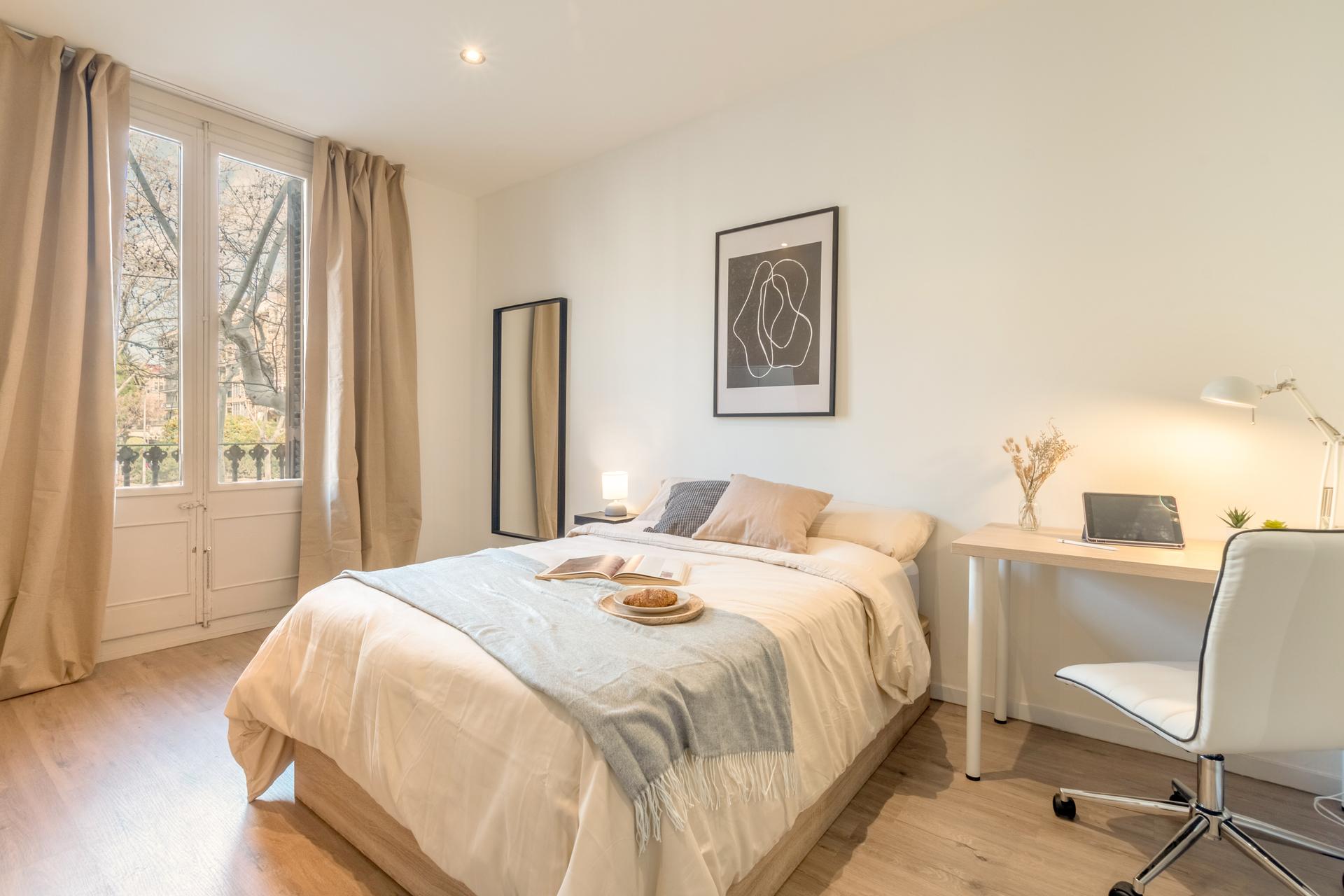 GVC596 - H1 AZUL CALLE BALCON