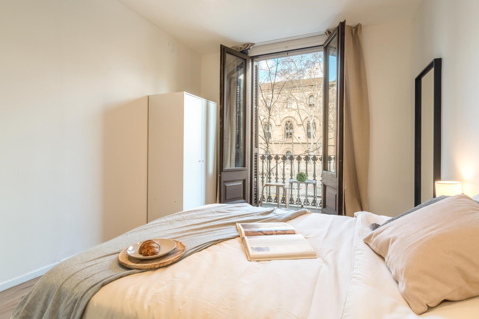 GVC596 - H1 AZUL CALLE BALCON