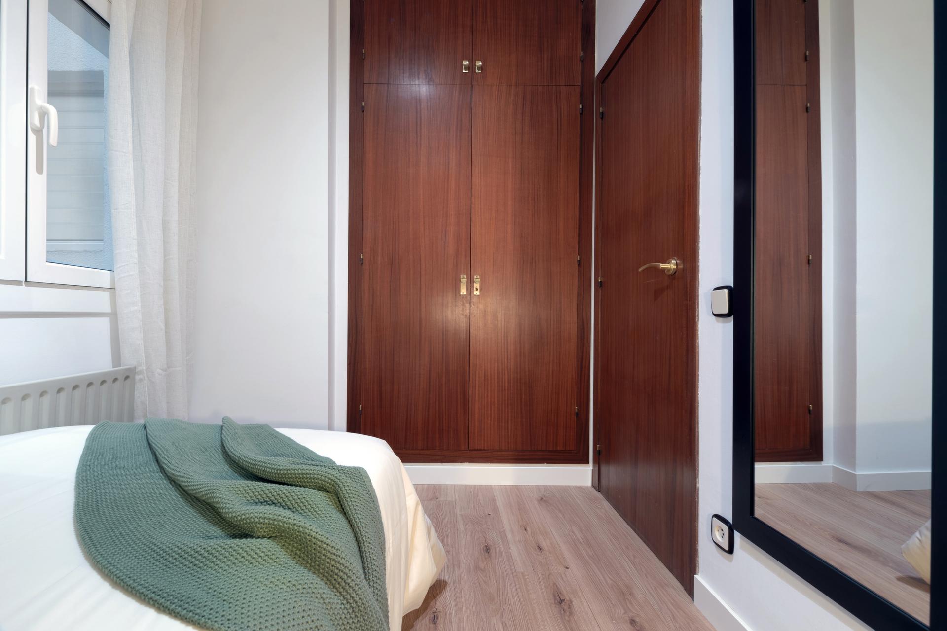 MAR255 - H2 INDIVIDUAL CLOSET ABIERTO