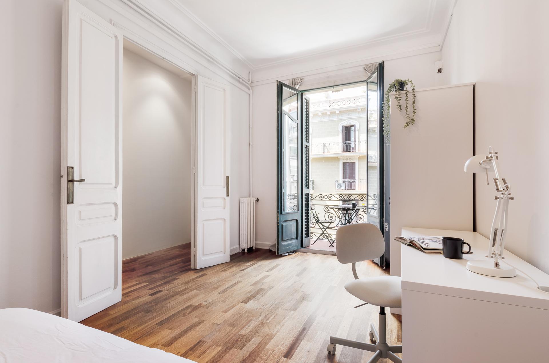 MUN254 - H2 BALCON AIRE LIBRE