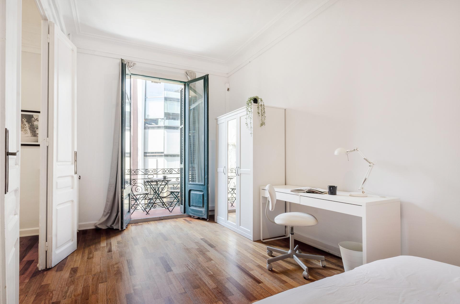 MUN254 - H2 BALCON AIRE LIBRE