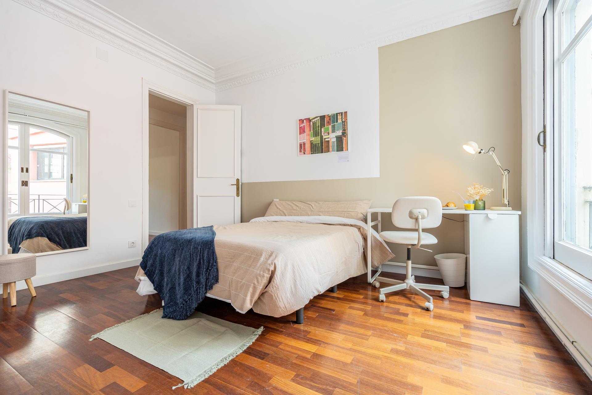 ORTI5 - H1 PRIVATE BATHROOM