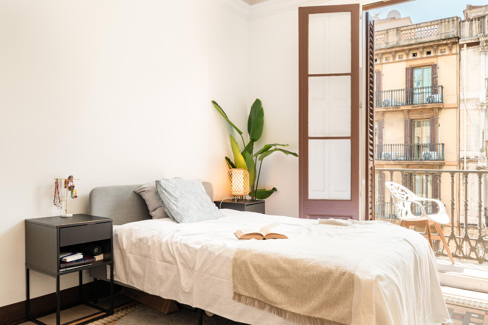PEL7 - H1 BALCON PRIVADO