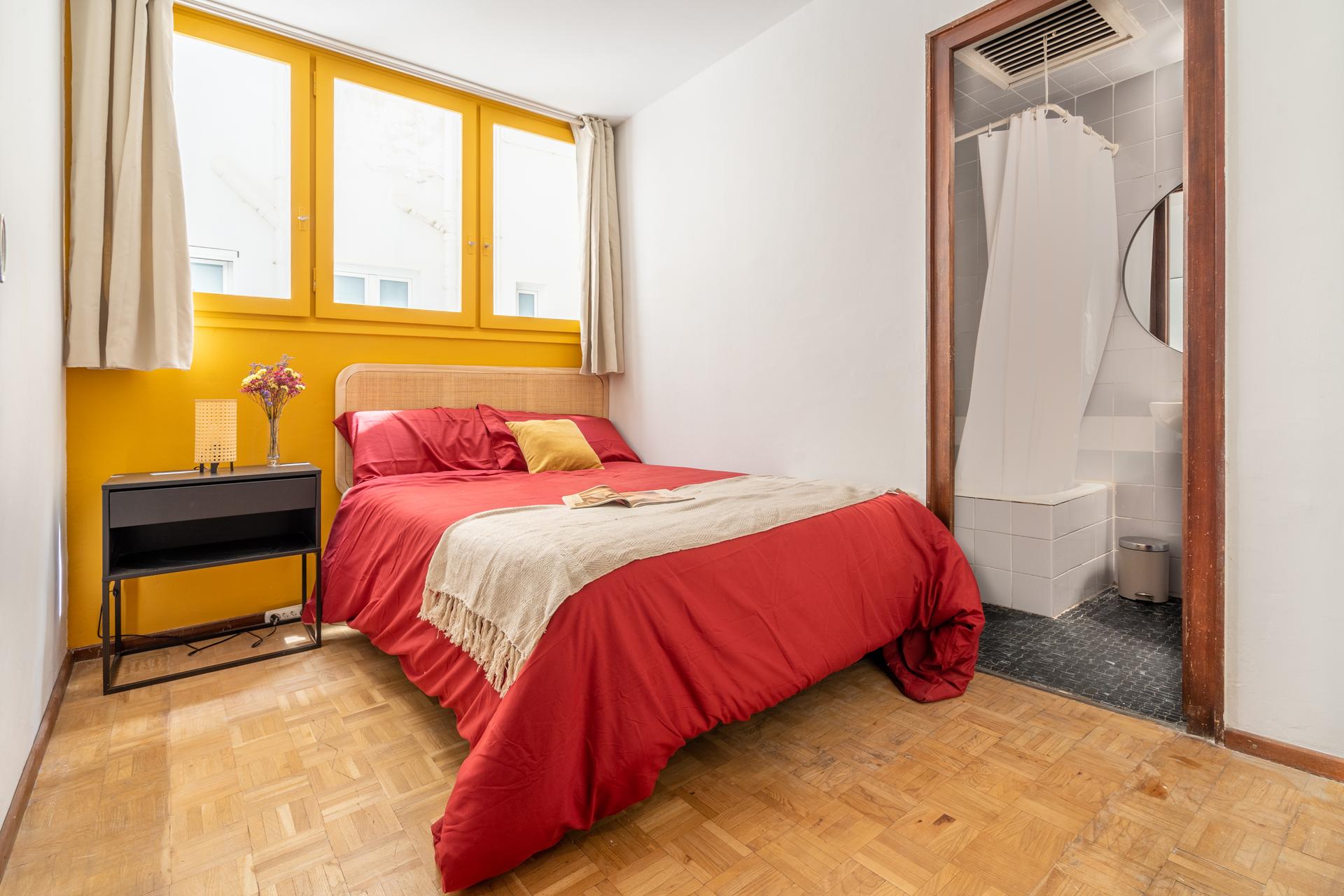 RVIC1 - H3 Suite with private studio