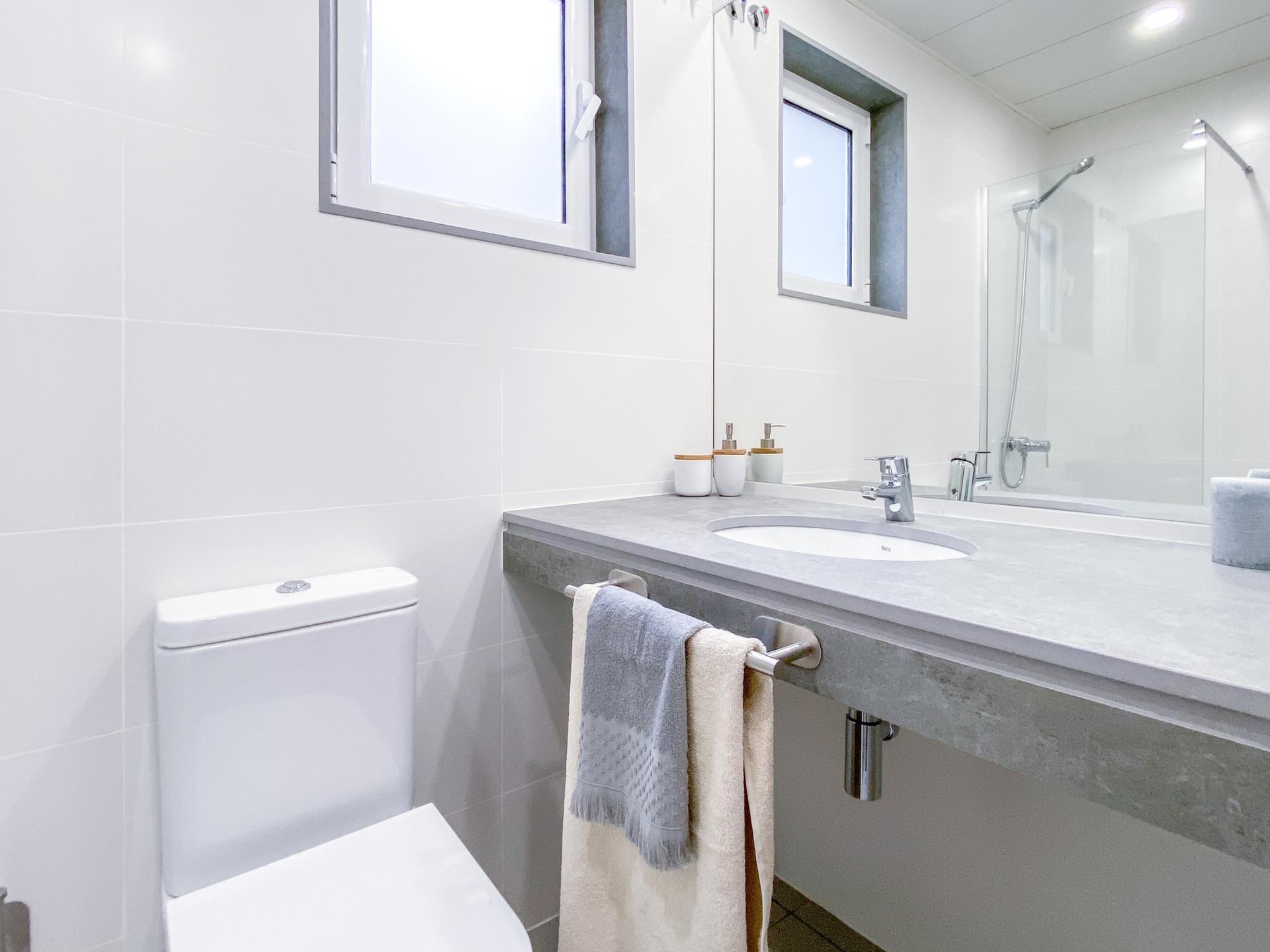 TMAS116 - H4 BAÑO PRIVADO NO PARA PAREJA