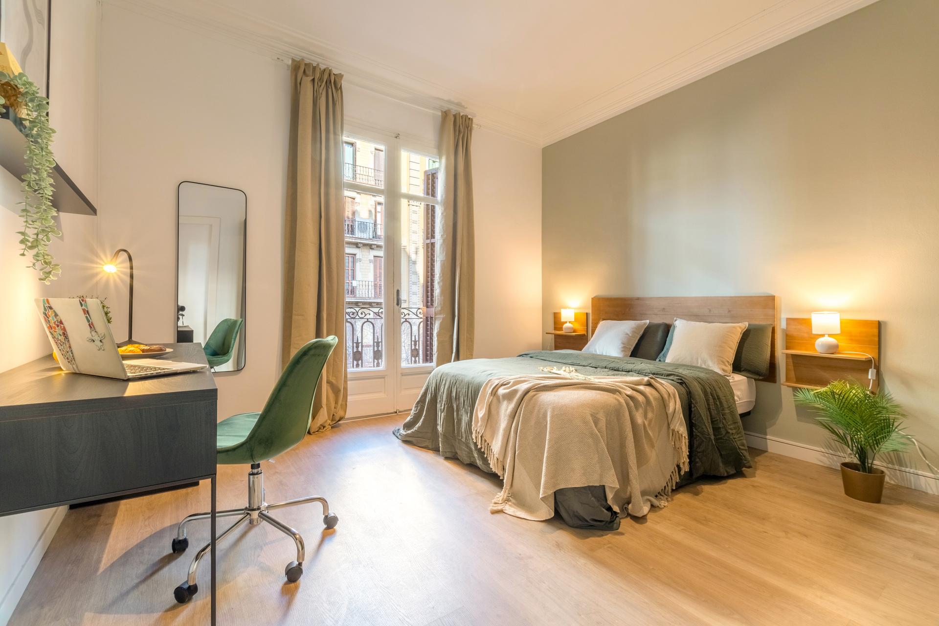 VAL300 1-2 - H5 BALCON CALLE IZQ