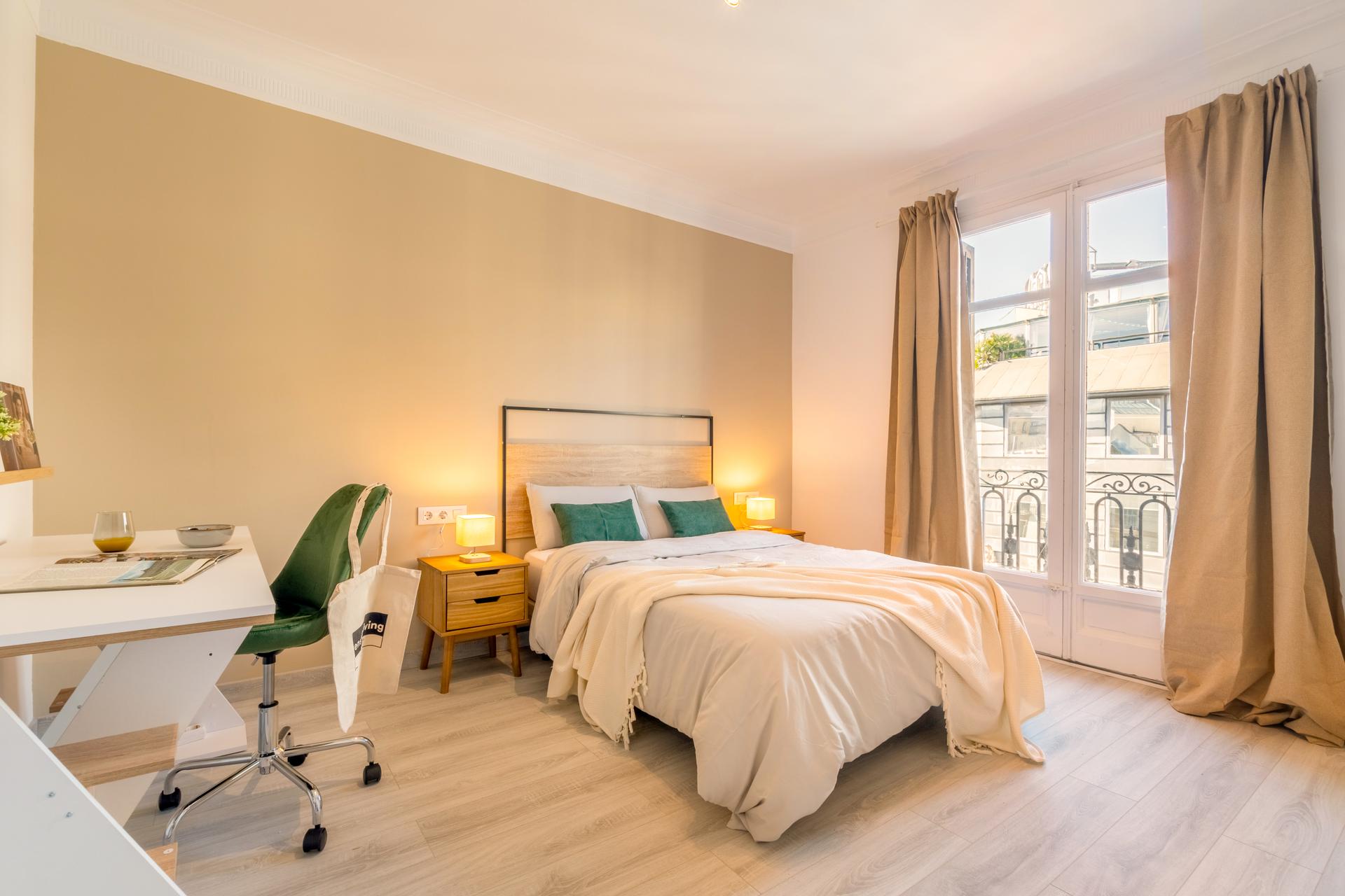 VAL300 4-1 - H1 BALCON CALLE DERECHA