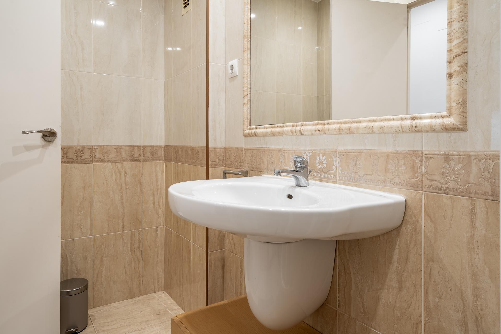 VDOMAT122 - H1 BAÑO PRIVADO