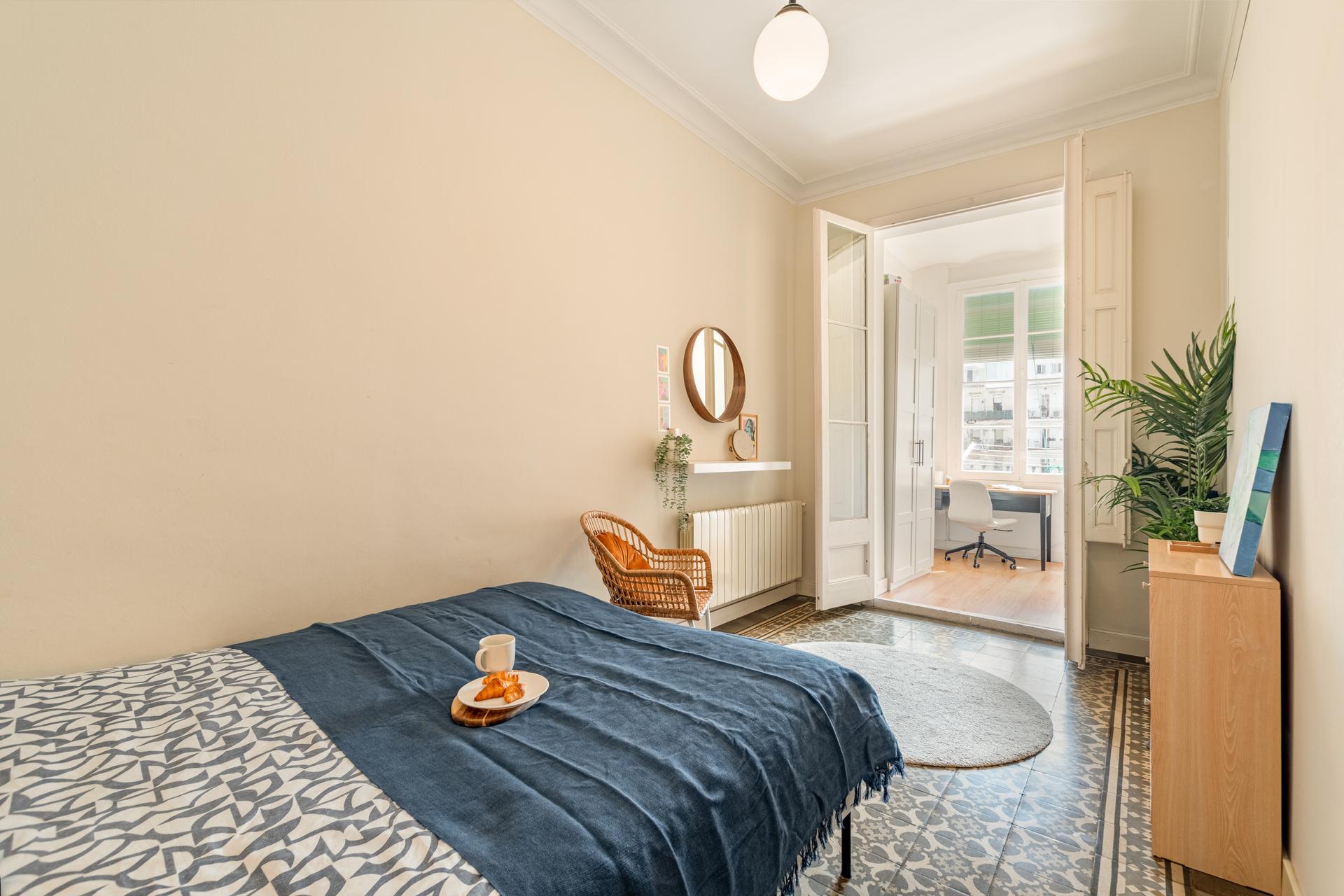 VILL65 - H4 C/ESTUDIO PRIVADO