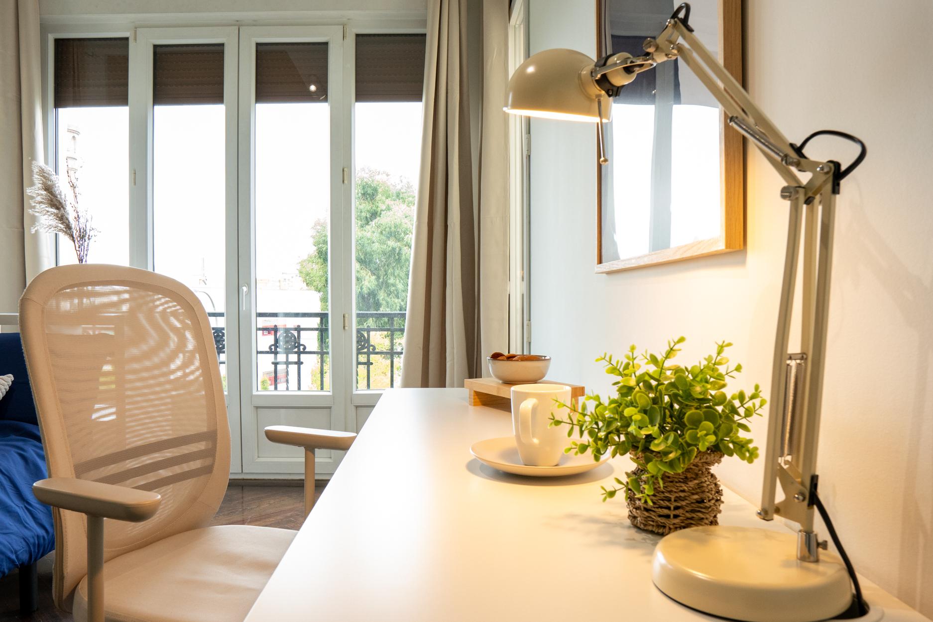 SANTENG122 - H2 BALCON EN MEDIO INDOORS